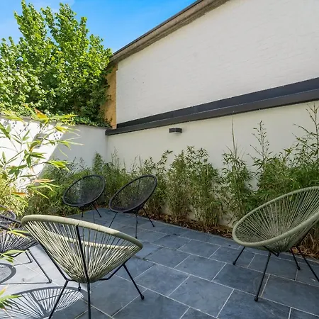 Apartment Design Studio Modern En Stijlvol Met Terras *
