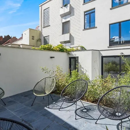 Design Studio Modern En Stijlvol Met Terras