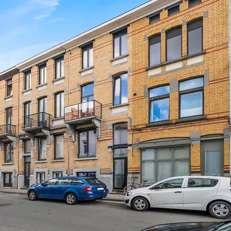 Design Studio Modern En Stijlvol Met Terras Apartment Ghent